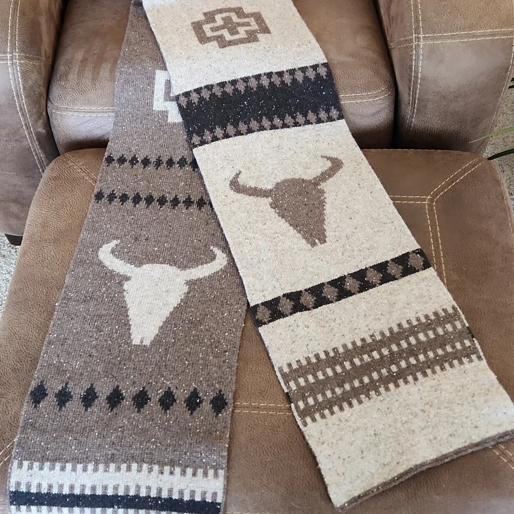 Beautiful NWT Pendleton Southwest Design Wool Scarf Or Shawl ๐ค๐๐ค๐ - Picture 1 of 16